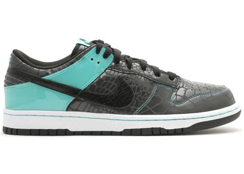 dunk low un tiffany stockx